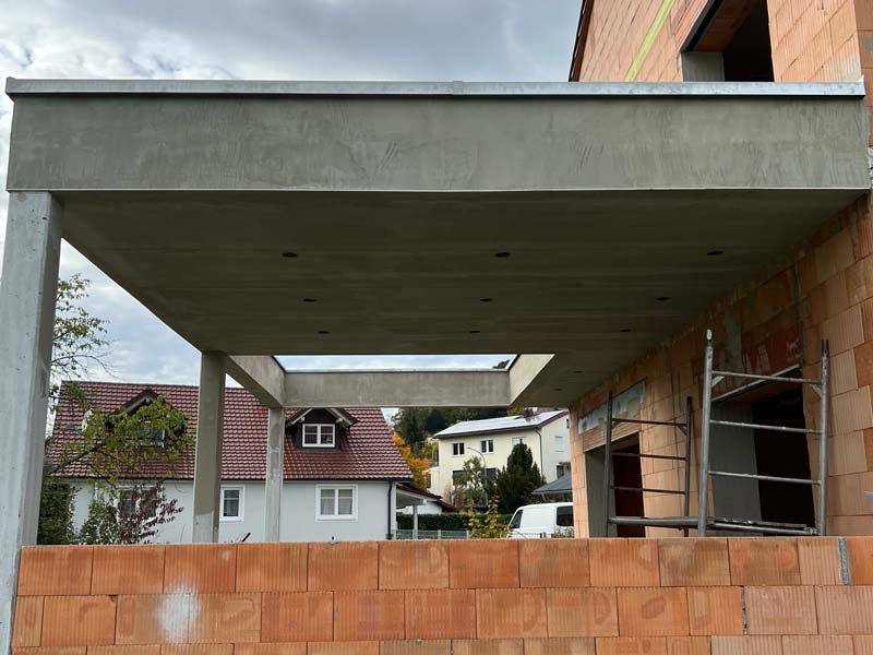Schleifen und Spachteln von Beton, Rigipsdecken, Wände